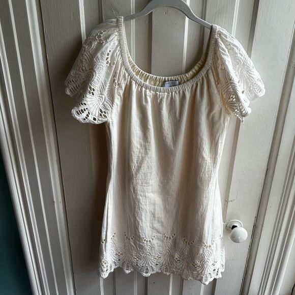 ASTARS + Evereve Eyelet Shift Dress - Picture 2 of 7